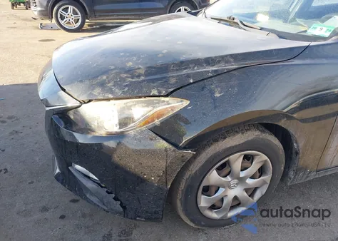 2014 Mazda Mazda3 I Sport z USA, uszkodzony, nr VIN JM1BM1U76E1132482